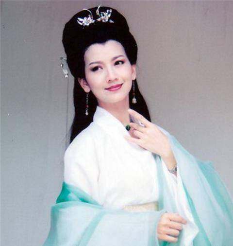 體毛與命運(yùn) 俗語(yǔ)“男人無(wú)毛貴如金，女人有毛混半街”的古今解讀